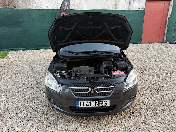 KIA Ceed 2009 — imagine 9