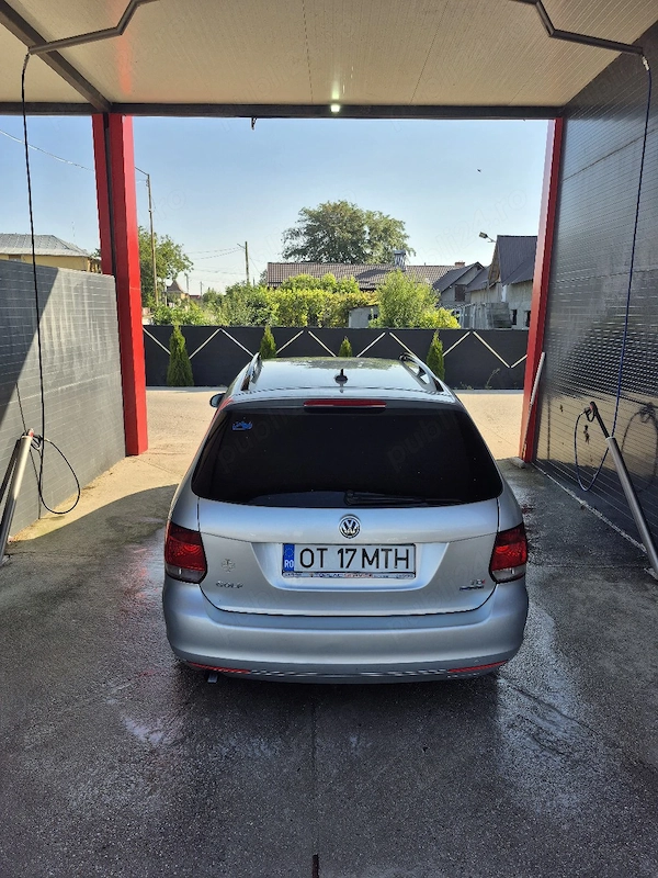 VOLKSWAGEN Golf 2011 — imagine 4