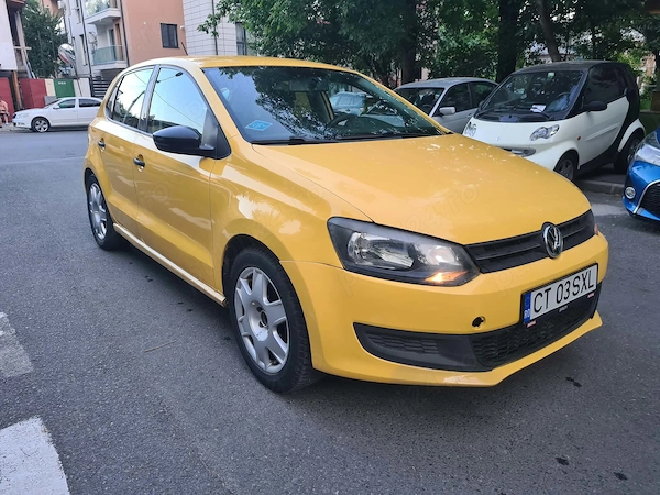 VOLKSWAGEN Polo 2011 — imagine 3