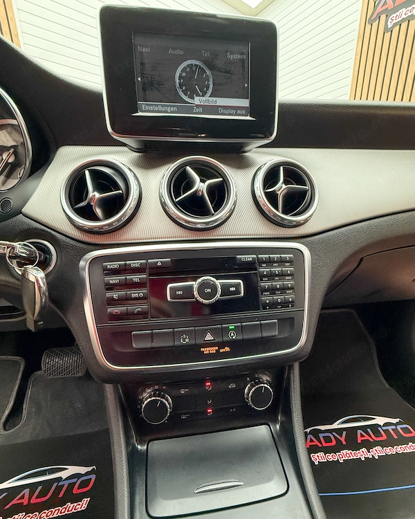 MERCEDES-BENZ GLA 2015 — imagine 8