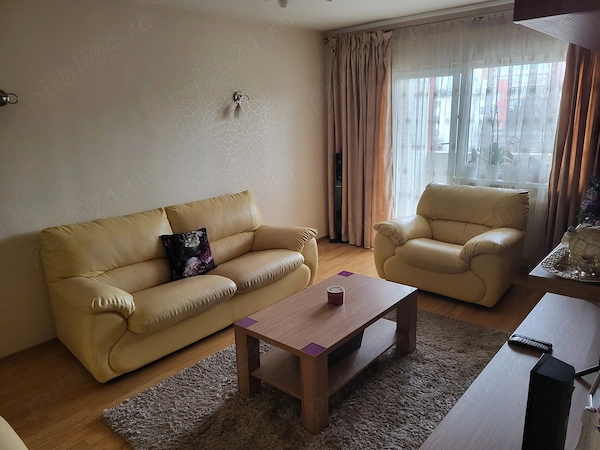 Închiriez apartament de 3 camere pt Untold — fotografia 3