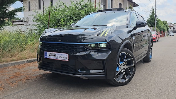 LYNK & CO 01