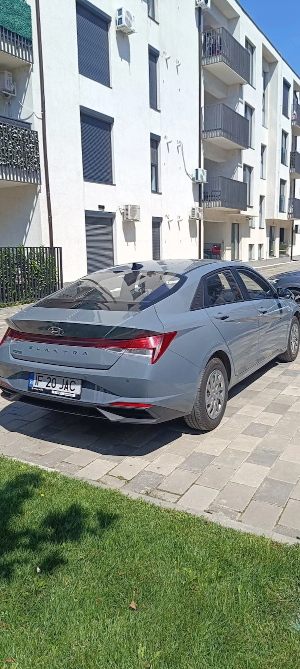 HYUNDAI Elantra 2021 — imagine 14