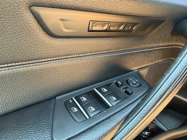 BMW 5 Series 2017 — imagine 5
