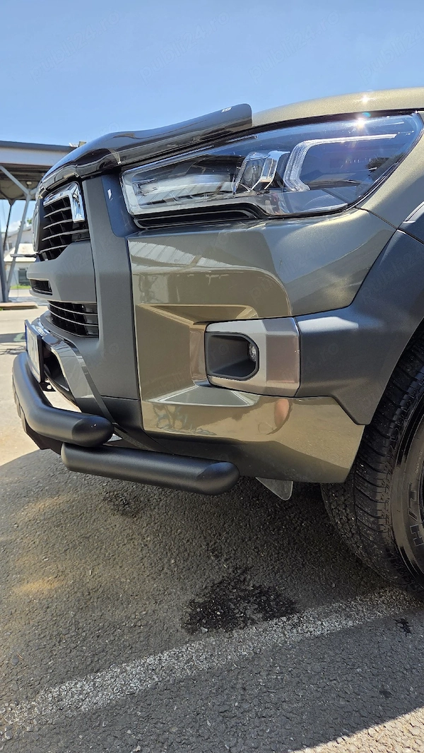TOYOTA Hilux 2026 — imagine 3