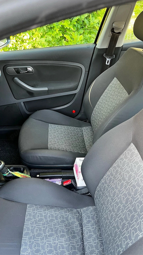 SEAT Cordoba 2009 — imagine 5