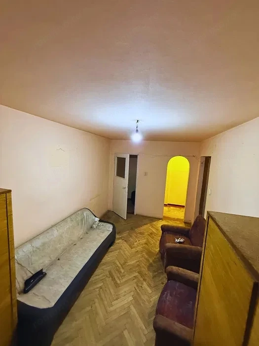 Apartament 2 camere, 42 mp, Bailesti, Central — fotografia 1