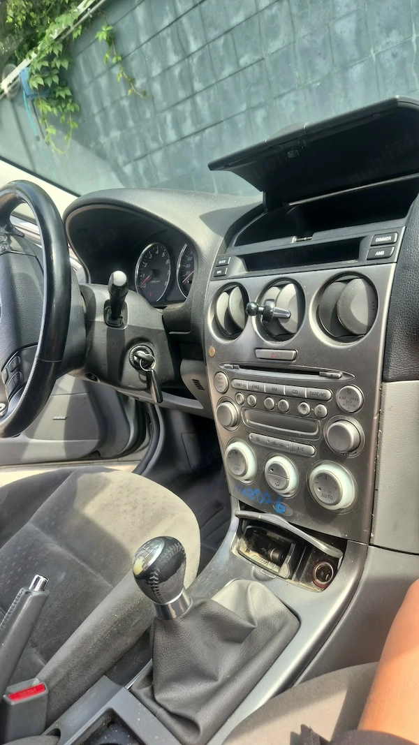 MAZDA 6 2004 — imagine 2