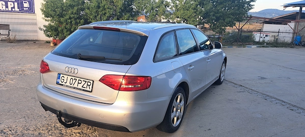 AUDI A4 2009 — imagine 4