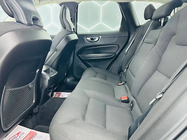 VOLVO XC60 2022 — imagine 15