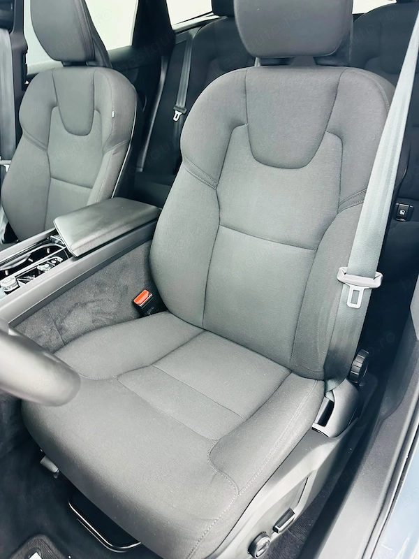 VOLVO XC60 2022 — imagine 16