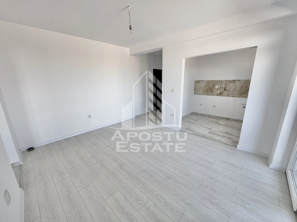 Apartament cu 2 camere, bucatarie separata disponibil imediat — fotografia 3