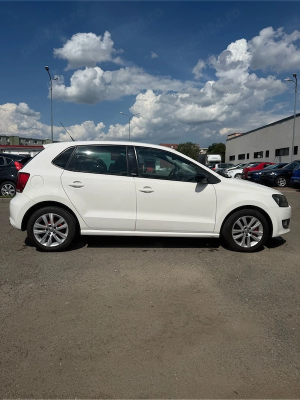 VOLKSWAGEN Polo 2011 — imagine 2