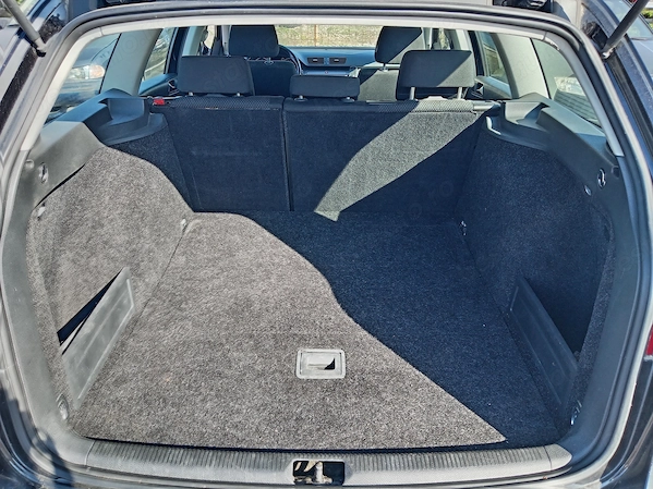 VOLKSWAGEN Passat 2010 — imagine 9