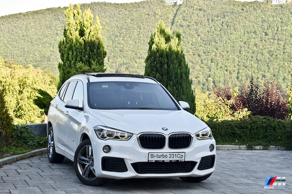 BMW X1 2.5D Bi-Turbo 231CP X - D R I V E (4x4 PERMANENT) Pachet M int ext camera marsarier panoram