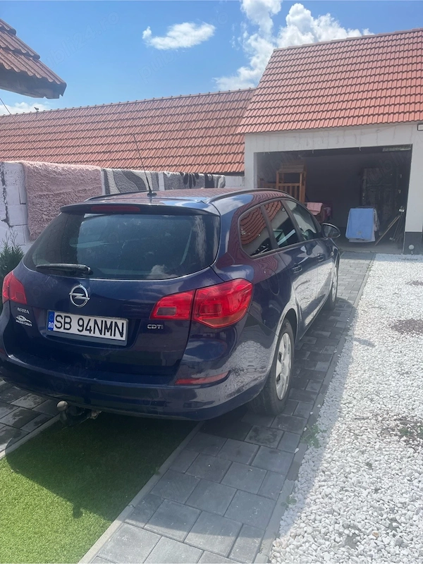 OPEL Astra 2011 — imagine 3
