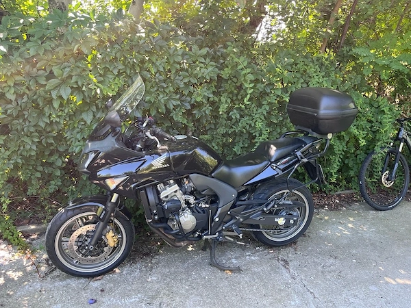 De vanzare Honda CBF 600 SA