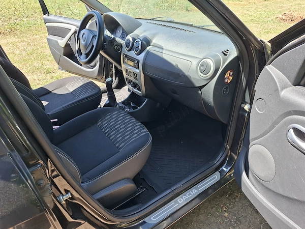 DACIA Logan 2012 — imagine 9