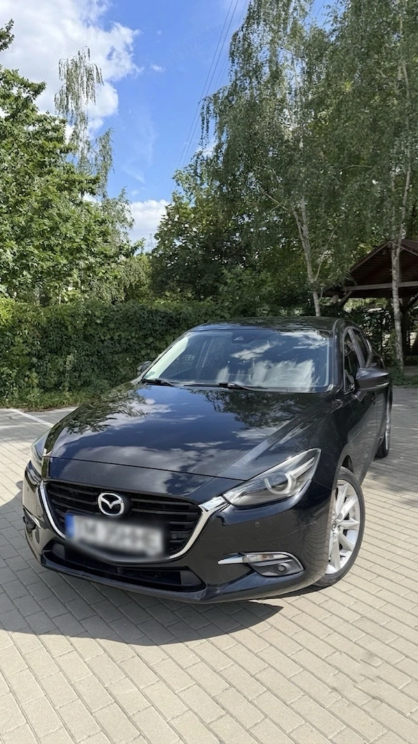 Vand Mazda 3 Hatchback Sports-Line, motorizare 2.0 Benzina Skyactiv-G 165 CP