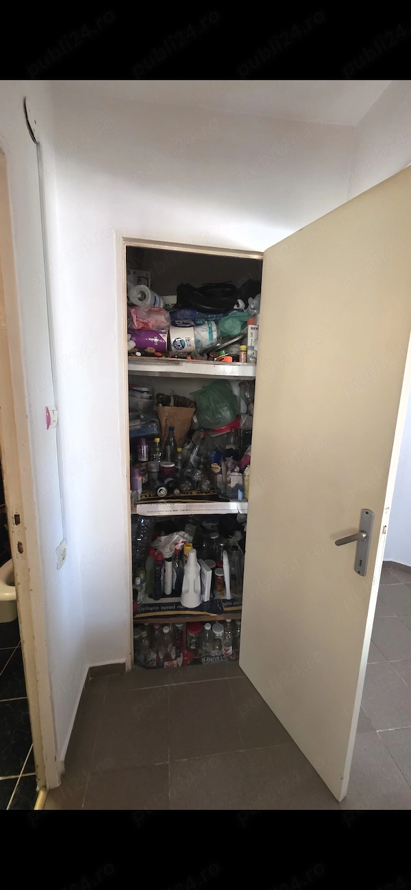 Apartament 2 camere decomandat Craiovița Nouă — fotografia 3