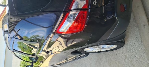 NISSAN Qashqai 2011 — imagine 3