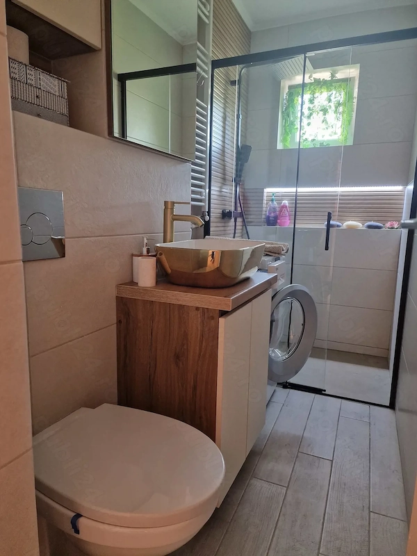 apartament de inchiriat — fotografia 3