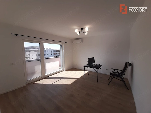 Penthouse cu 2 camere + terasa 45 mp - zona Mehala — fotografia 1