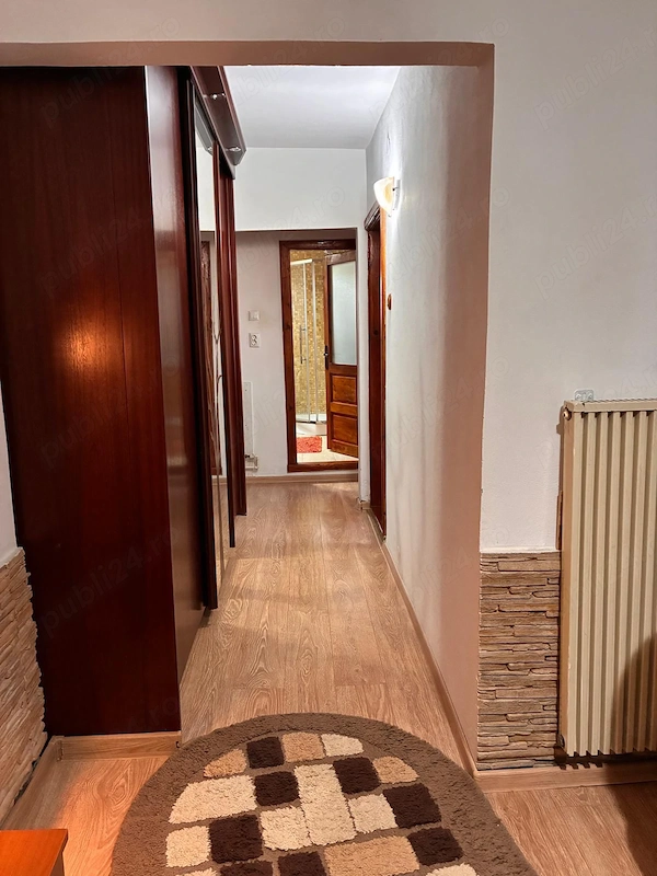 Vând apartament 3 camere, etaj 4, cartier Grui — fotografia 3