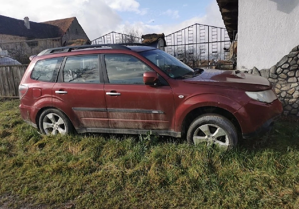 SUBARU Forester 2011 — imagine 2