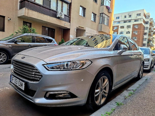 Ford Mondeo Titanium 2.0 TDCi 150 CP Automat ACC Panoramic Keyless CarPlay Euro 6 Proprietar