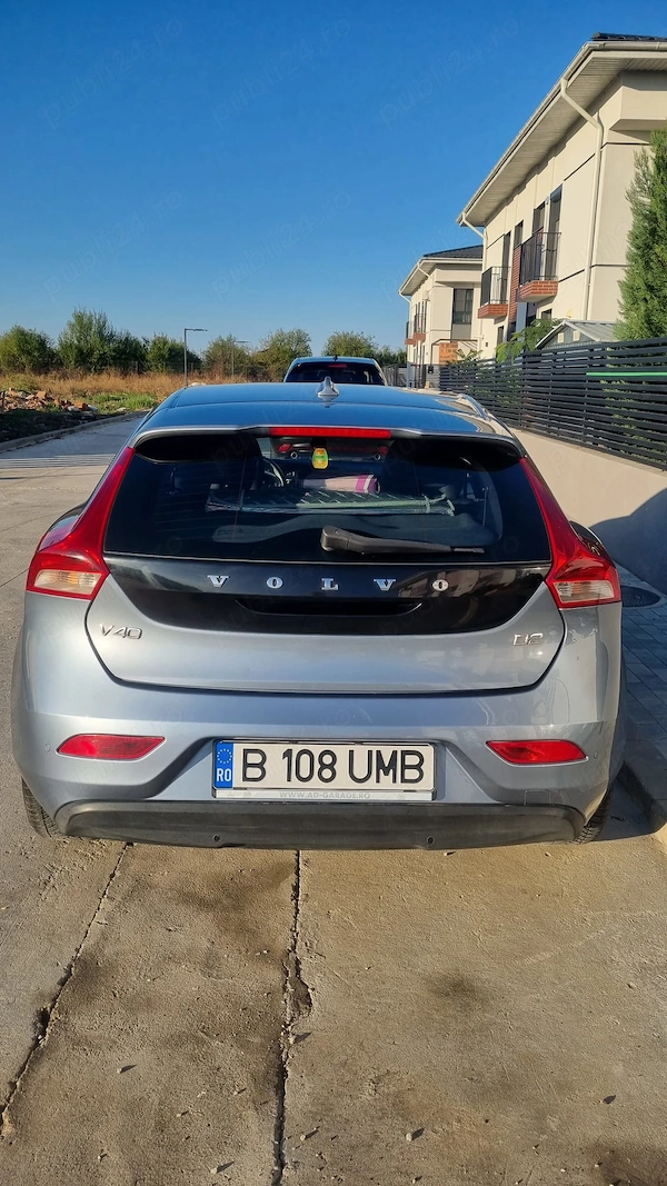 VOLVO V40 2017 — imagine 5