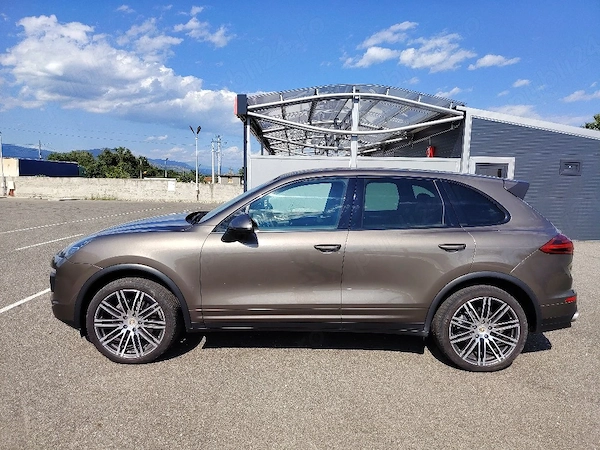 PORSCHE Cayenne 2015 — imagine 4