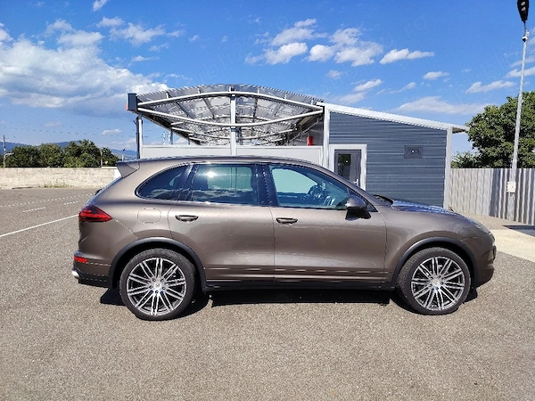 PORSCHE Cayenne 2015 — imagine 5