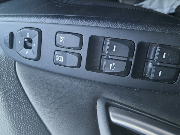 HYUNDAI ix35 2013 — imagine 4