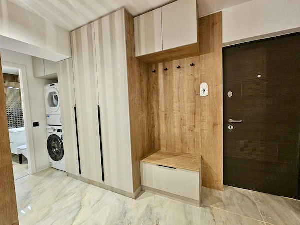 Apartament 2 camere de lux,decomandat, etaj 1, zona Decebal — fotografia 3