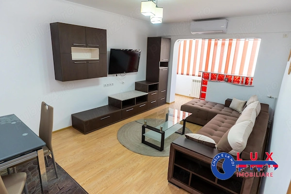 ID 167 Apartament ULTRACENTRAL de închiriat 2 camere — fotografia 1
