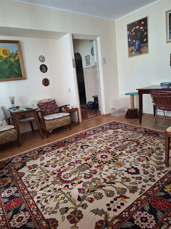 3 camere Centru — fotografia 1
