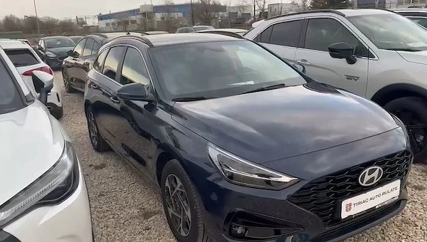 HYUNDAI i30 2024 — imagine 8