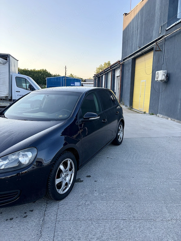 VOLKSWAGEN Golf 2010 — imagine 2