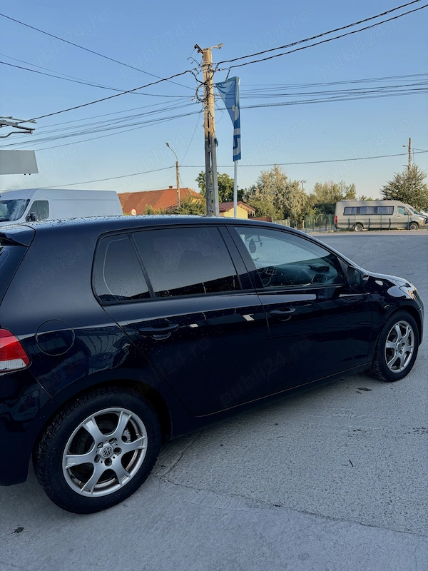VOLKSWAGEN Golf 2010 — imagine 3