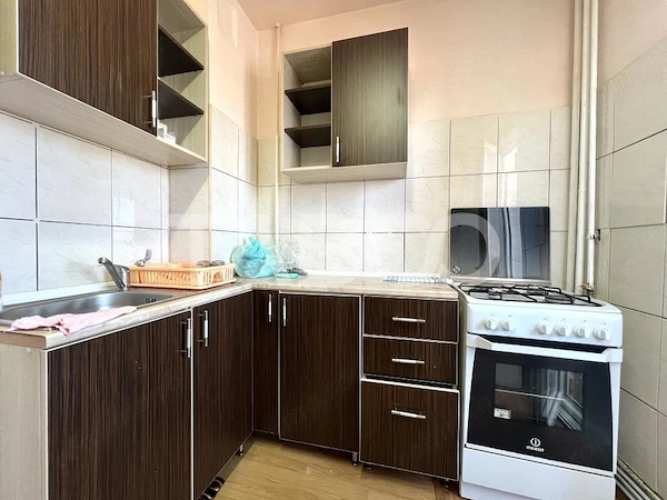Garsoniera de vanzare Manastur zona BIG cu priveliste balcon de 4 mp — fotografia 3