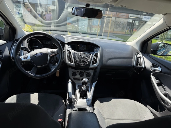 FORD Focus 2012 — imagine 5