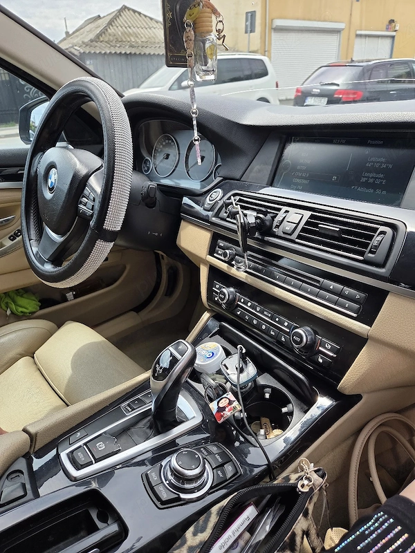 BMW 5 Series 2011 — imagine 3