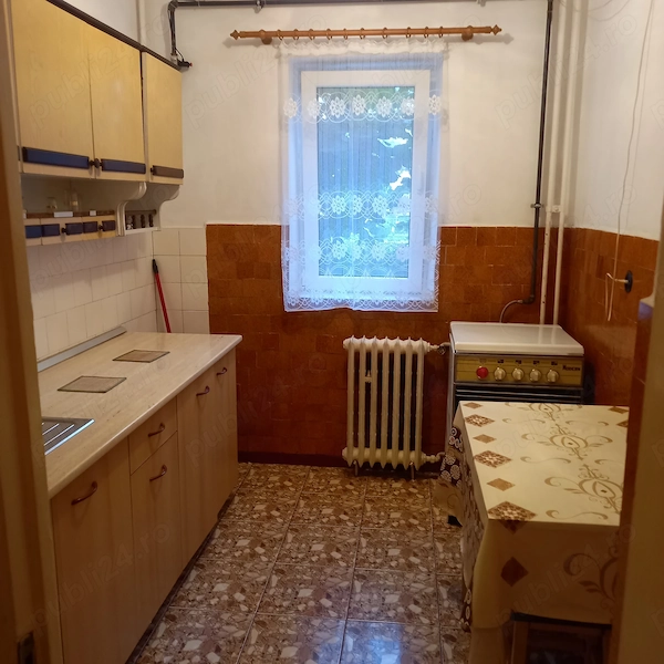 Închiriez garsonieră — fotografia 3