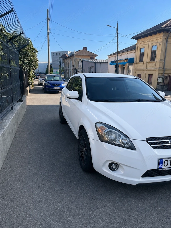 KIA Ceed 2010 — imagine 4