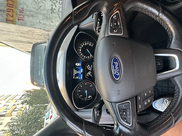 FORD Focus 2018 — imagine 8