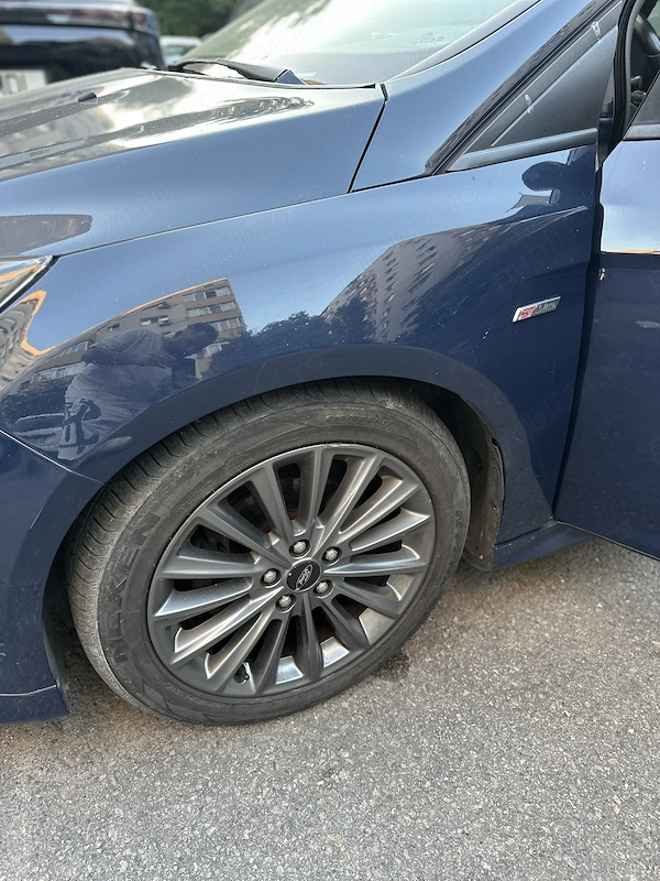 FORD Focus 2018 — imagine 9