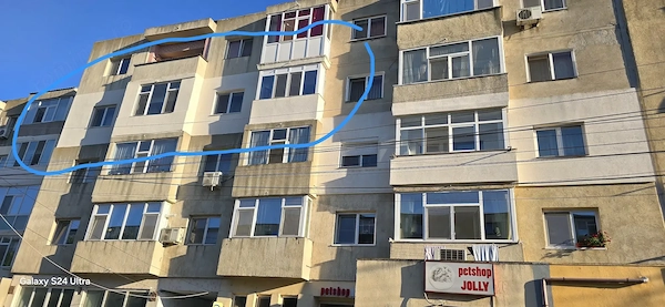 Vand apartament 4 camere, etaj 3 4, Mangalia — fotografia 1