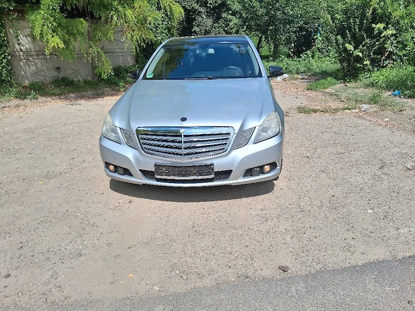 MERCEDES-BENZ E-Class 2012 — imagine 2
