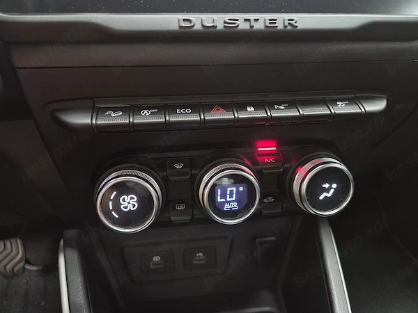 DACIA Duster 2022 — imagine 9